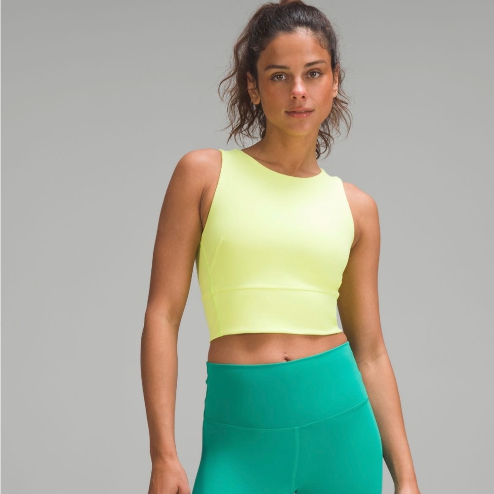 Lululemon Wunder Train tank size 4